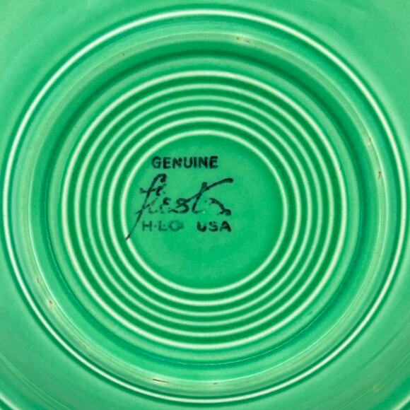 Fiesta Vintage Medium Green DEEP PLATE FLAT SOUP 8 1/4" Fiestaware - Picture 8 of 11